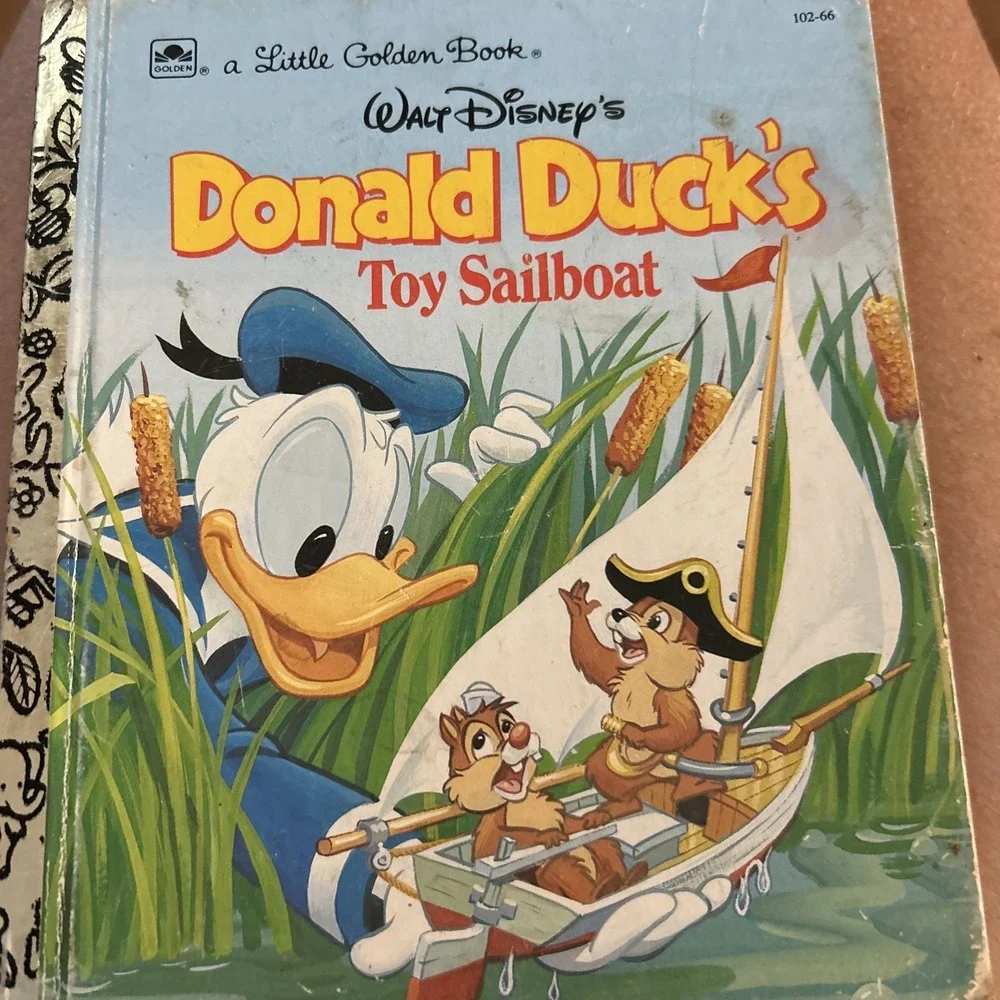 Walt Disney's Donald Duck's Toy Sailboat‎ - A Little Golden Book - Chip N Dale